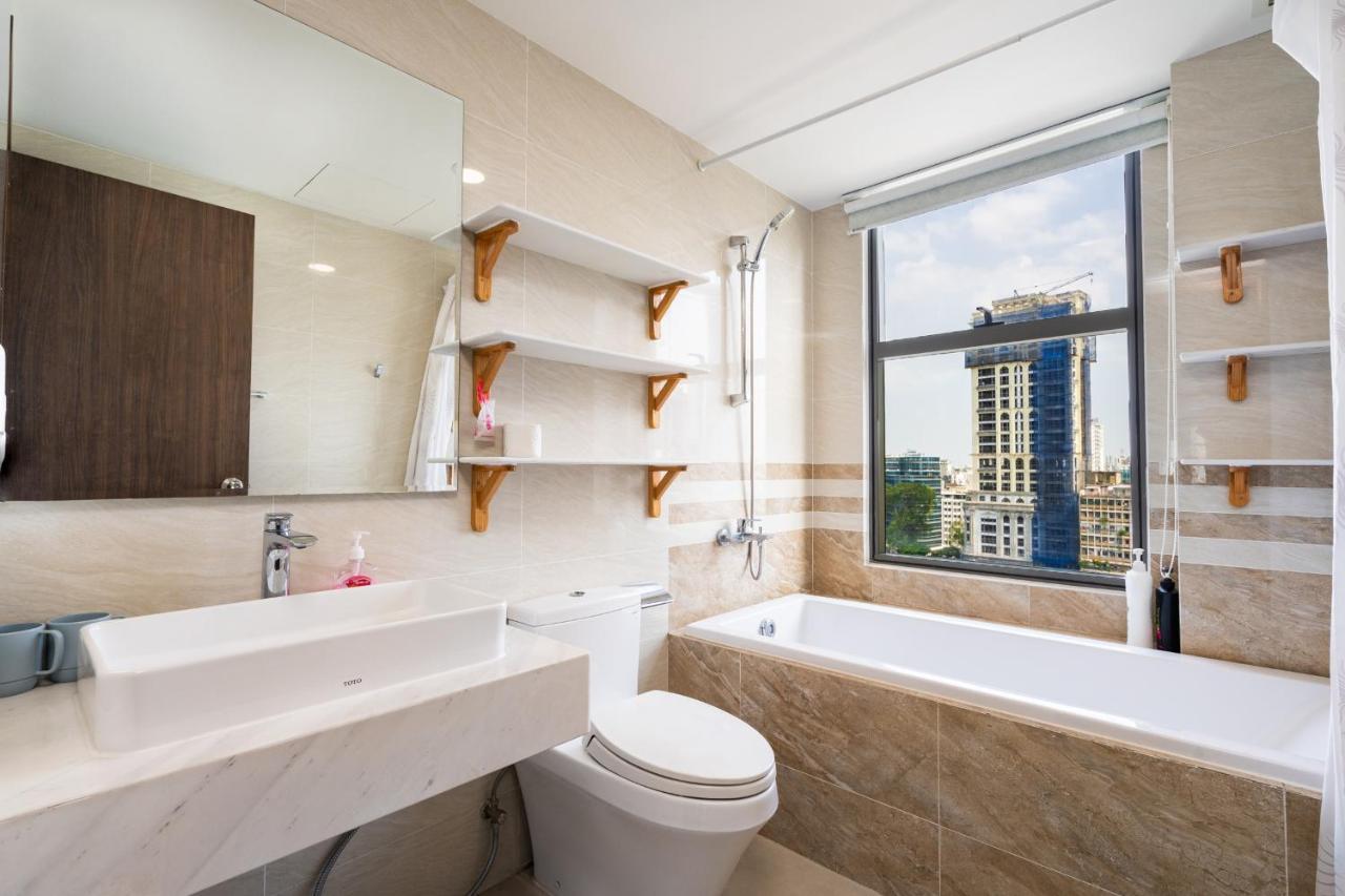 123 Apartment In Saigon Royal With Panorama City View Хошимин Экстерьер фото